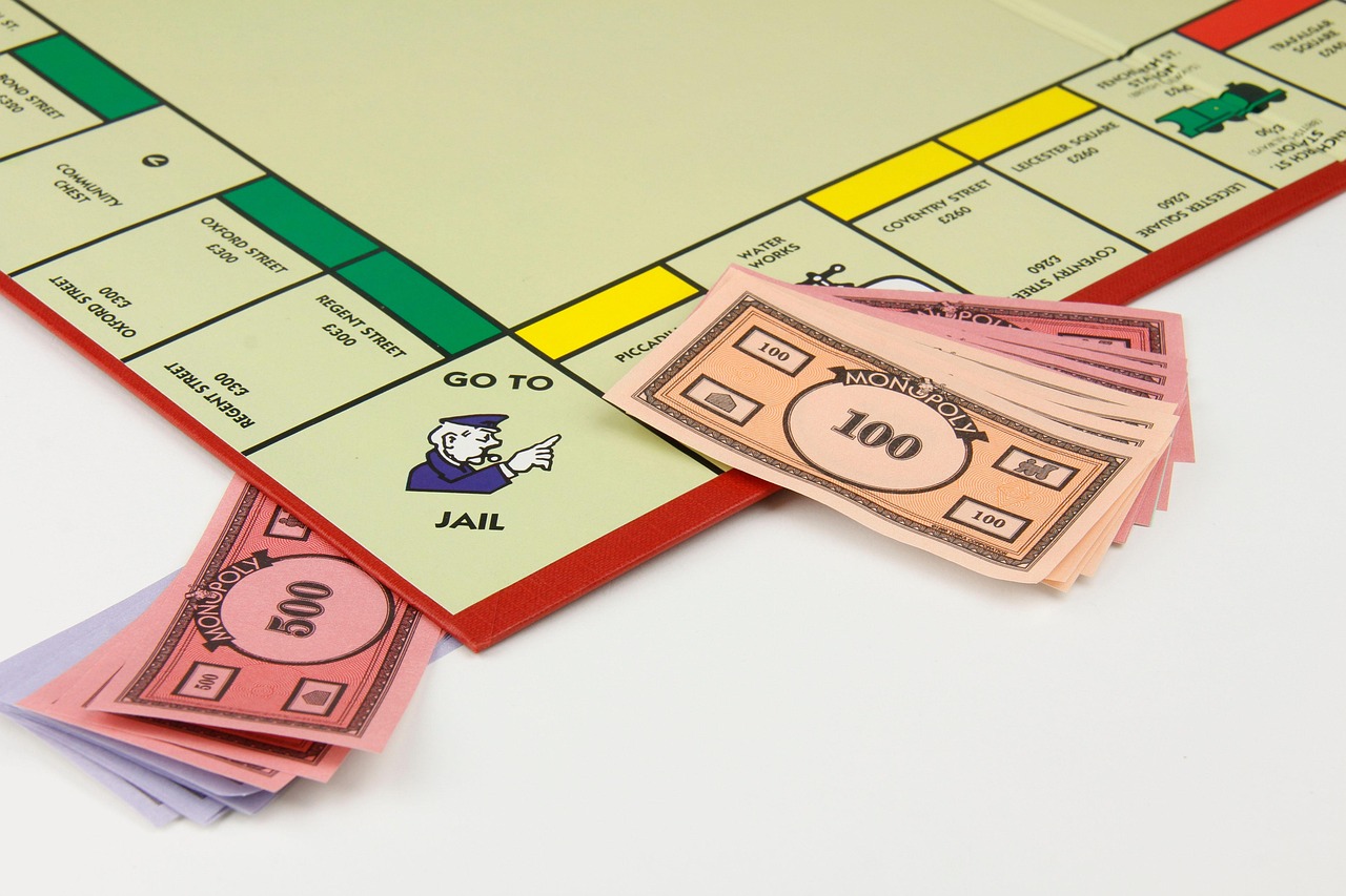 monopoly board go to jail